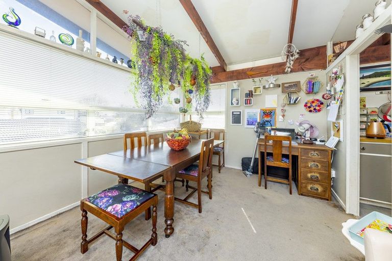 Photo of property in 22 Leith Court, Papatoetoe, Auckland, 2104
