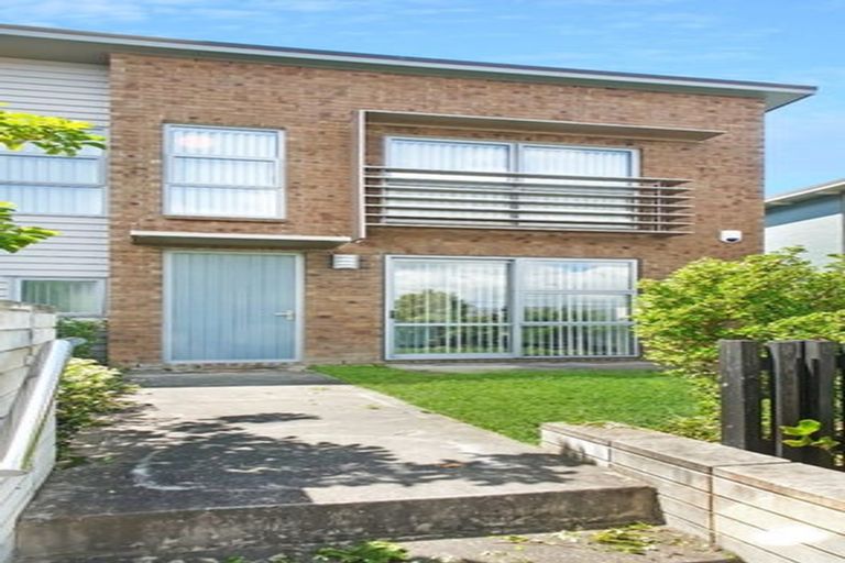 Photo of property in 18 Oioi Road, Hobsonville, Auckland, 0616