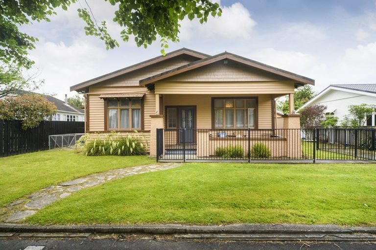 Photo of property in 22 South Street, West End, Palmerston North, 4410