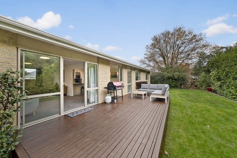 Photo of property in 2 Macann Lane, Spreydon, Christchurch, 8024