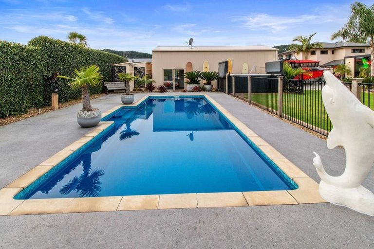 Photo of property in 101 Leighton Road, Whangamata, 3620