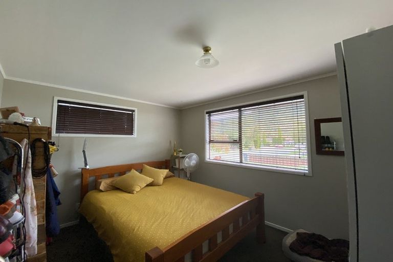 Photo of property in 8 Denver Grove, Totara Park, Upper Hutt, 5018