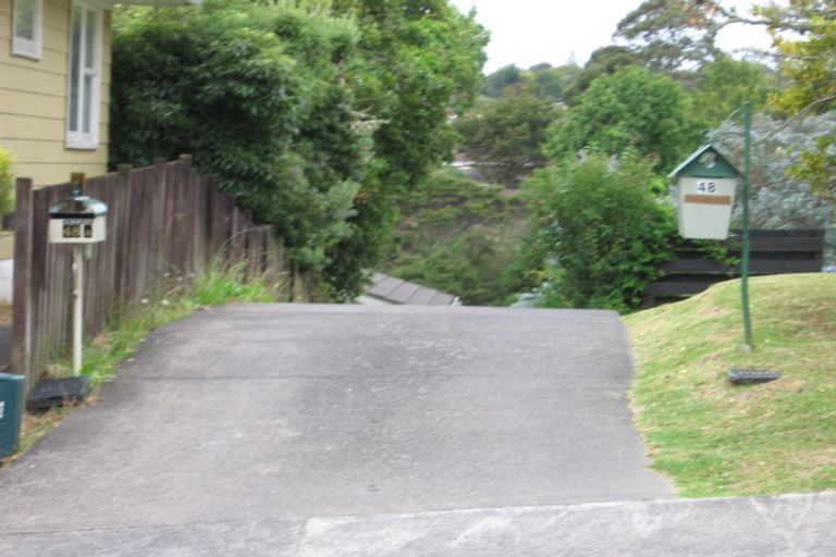 Photo of property in 1/48 Tamahere Drive, Glenfield, Auckland, 0629