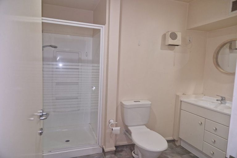 Photo of property in Maison Cabriole Building, 60u3 Courtenay Place, Te Aro, Wellington, 6011