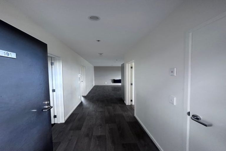 Photo of property in 101/160b Hobsonville Point Road, Hobsonville, Auckland, 0616