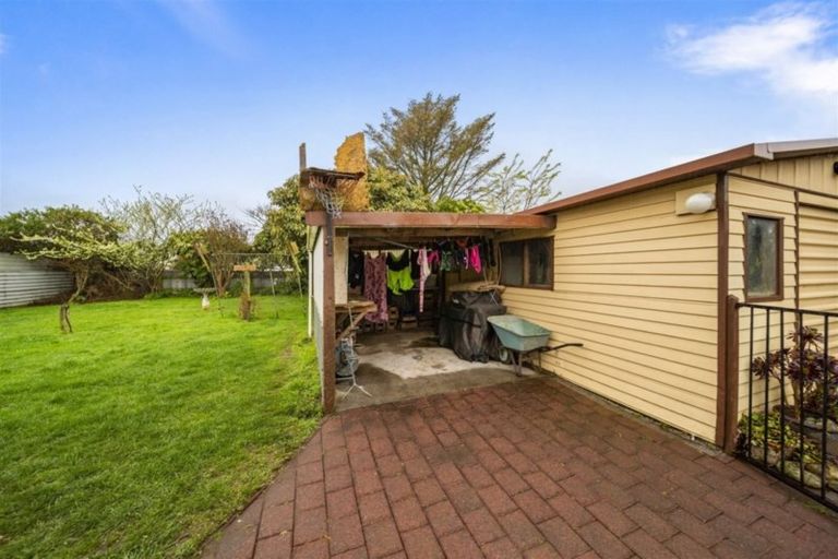 Photo of property in 172 Glover Road, Hawera, 4610