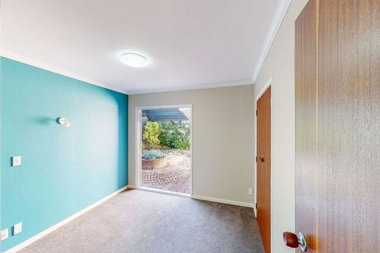 Photo of property in 34 Rama Crescent, Khandallah, Wellington, 6035