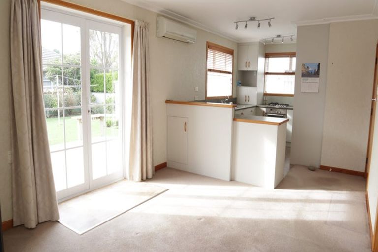 Photo of property in 27 Watson Street, Strandon, New Plymouth, 4312