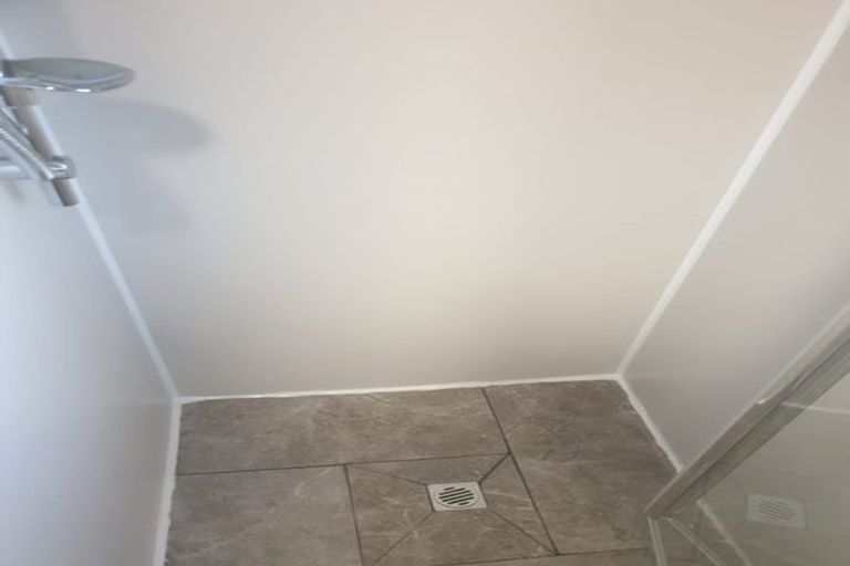 Photo of property in 40a/4 West Coast Road, Glen Eden, Auckland, 0602