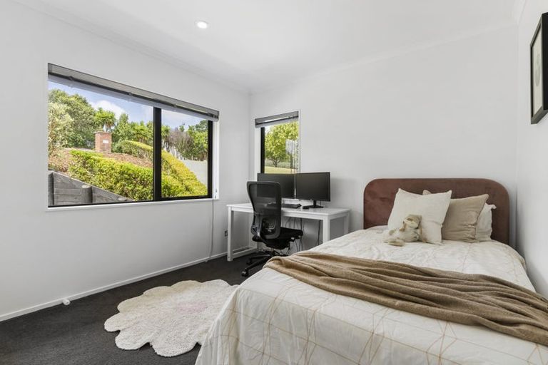 Photo of property in 48 Shelter Drive, Greenhithe, Auckland, 0632