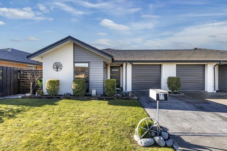 Photo of property in 17 Ragley Way, Rolleston, 7615