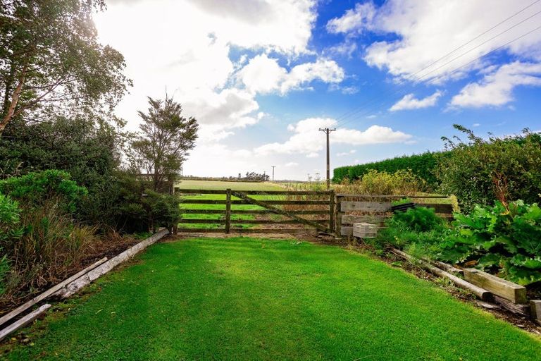 Photo of property in 274 West Plains School Road, West Plains, Invercargill, 9874