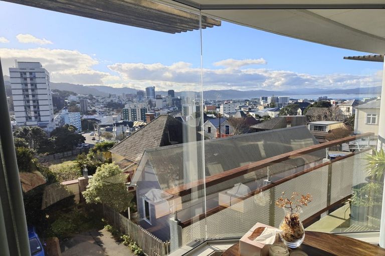 Photo of property in 74 Nairn Street, Mount Cook, Wellington, 6011