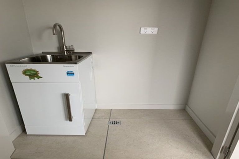 Photo of property in 1/130 Richmond Street, Petone, Lower Hutt, 5012