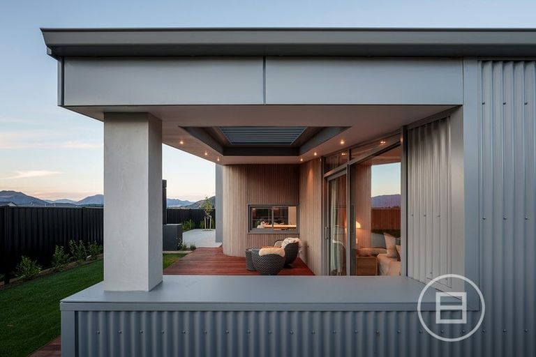 Photo of property in 3 Packer Road, Wanaka, 9382