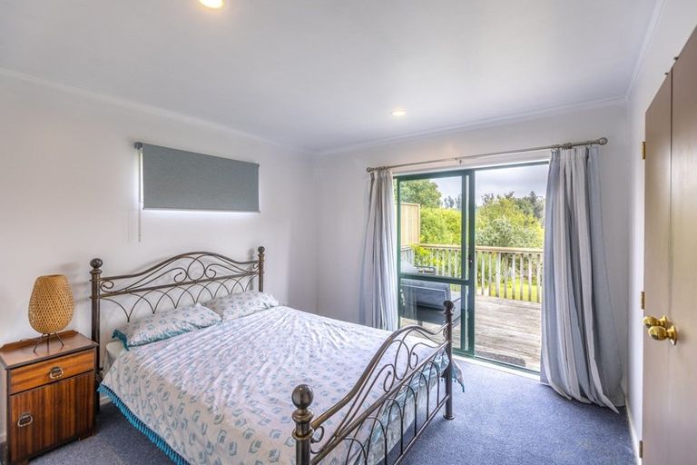 Photo of property in 24 Eagle Street, Waipawa, 4210