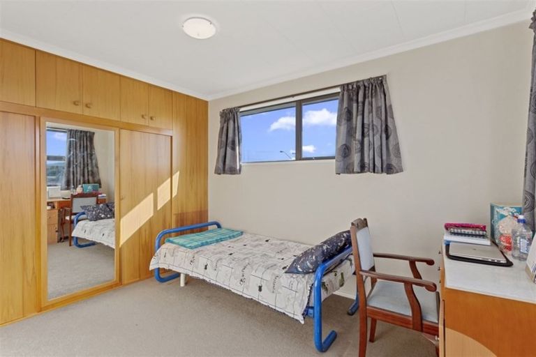 Photo of property in 122 Kippenberger Avenue, Rangiora, 7400