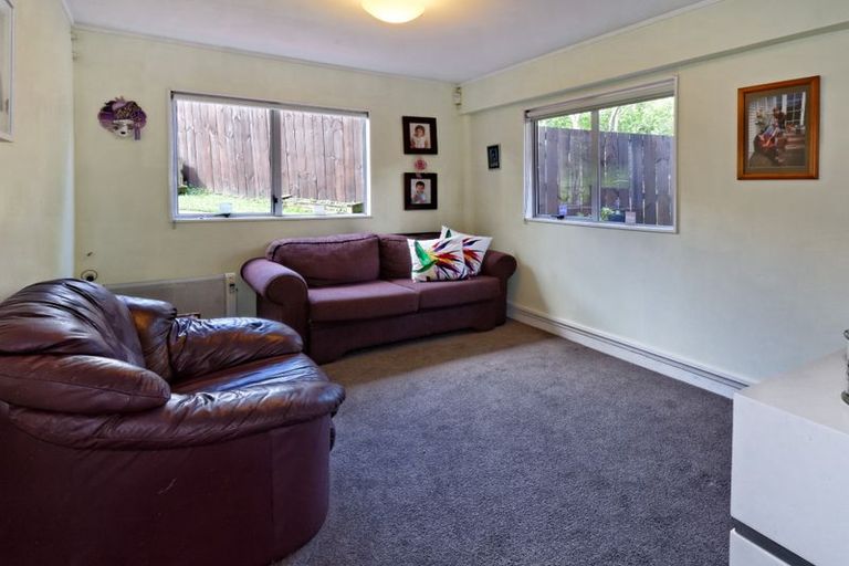Photo of property in 45 Cliff View Drive, Green Bay, Auckland, 0604