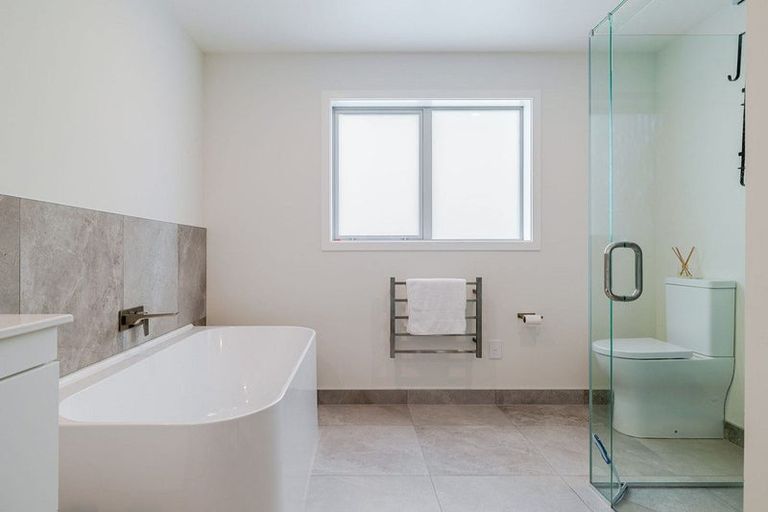 Photo of property in 58 Freedom Drive, Kelvin Grove, Palmerston North, 4414