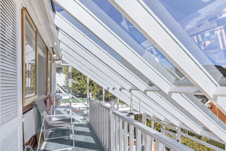 Photo of property in 66 Taylor Terrace, Tawa, Wellington, 5028