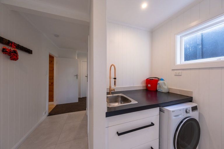 Photo of property in 806 Pohangina Road, Ashhurst, 4884