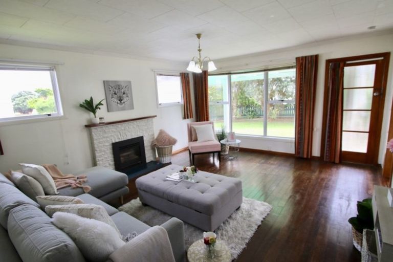 Photo of property in 156 Tiro Tiro Road, Levin, 5510