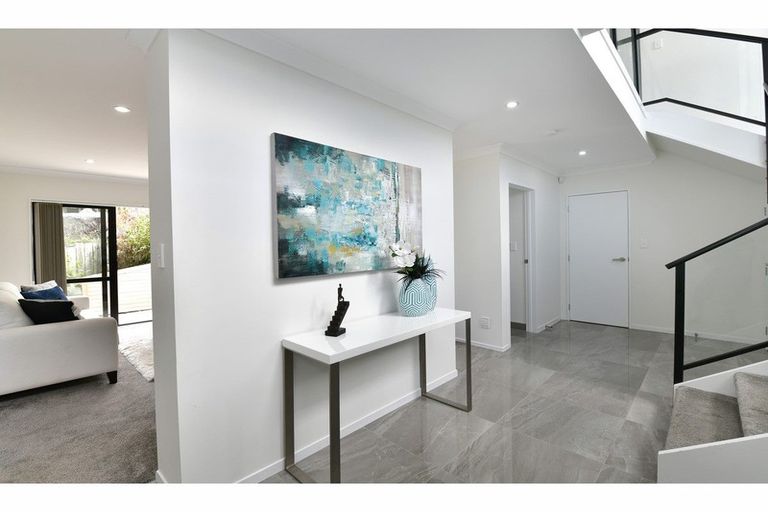 Photo of property in 61 Landmark Terrace, Orewa, 0931