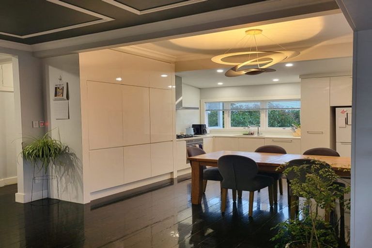 Photo of property in 1/185 Lake Road, Belmont, Auckland, 0622