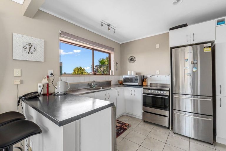 Photo of property in 2 Chester Street, Judea, Tauranga, 3110