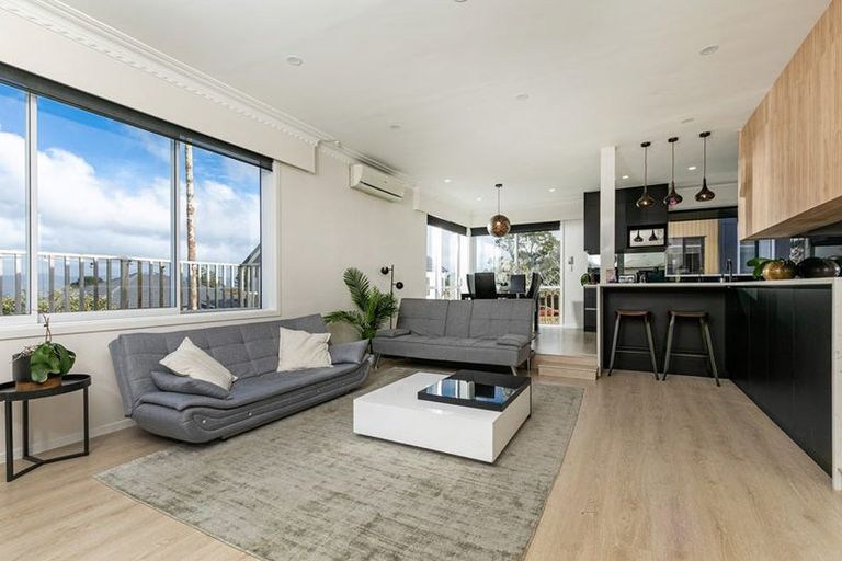 Photo of property in 250 Don Buck Road, Massey, Auckland, 0614