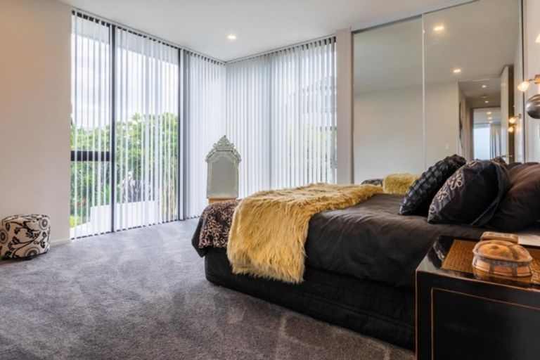 Photo of property in 114 West Hoe Heights, Orewa, 0931