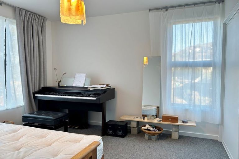 Photo of property in 17d Cornwall Road, Lyttelton, 8082