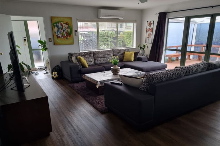 Photo of property in 10a Dryden Avenue, Papatoetoe, Auckland, 2025