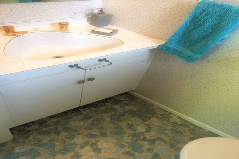 Photo of property in 56 Matai Road, Wanaka, 9305