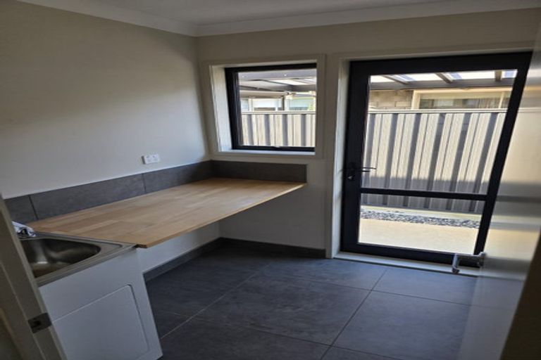 Photo of property in 6 Manganui Place, Te Awa, Napier, 4110