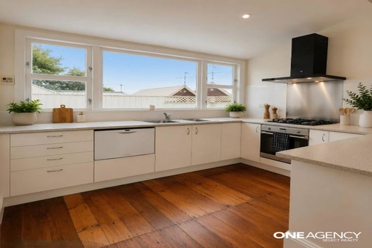 Photo of property in 5 Aorangi Terrace, Thorndon, Wellington, 6011