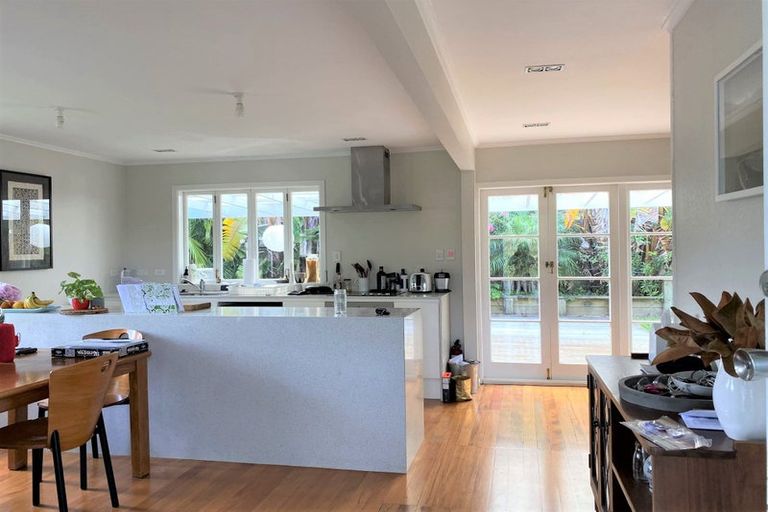 Photo of property in 33 Orion Place, Hillcrest, Auckland, 0627