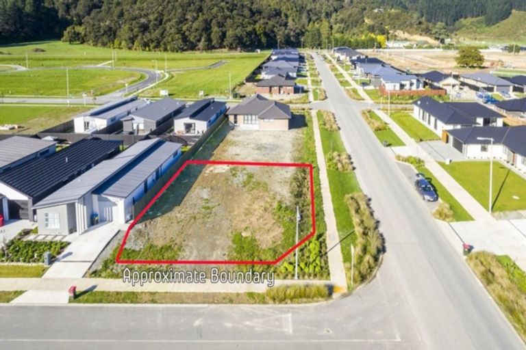 Photo of property in 22 Hopkirk Avenue, Wallaceville, Upper Hutt, 5018