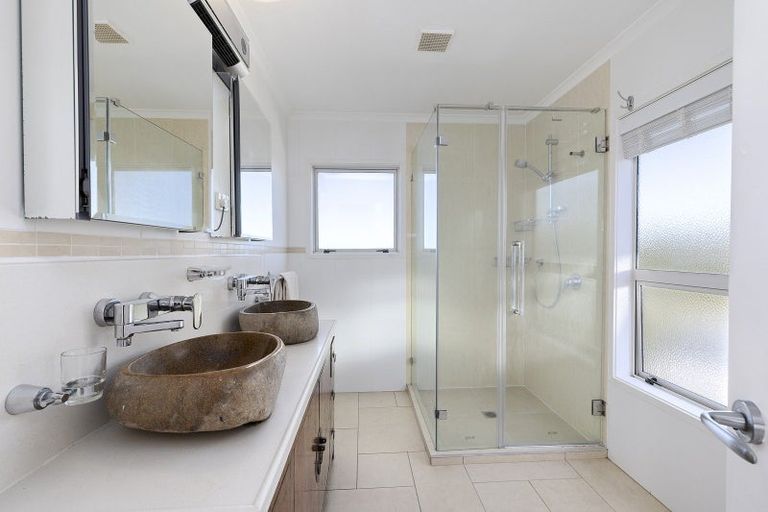 Photo of property in 67d Mills Road, Brooklyn, Wellington, 6021