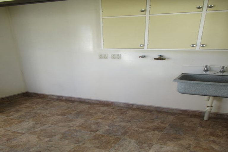 Photo of property in 13 Charles Street, Clouston Park, Upper Hutt, 5018