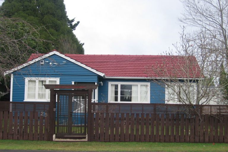 Photo of property in 1/25 King Edward Avenue, Papakura, 2110