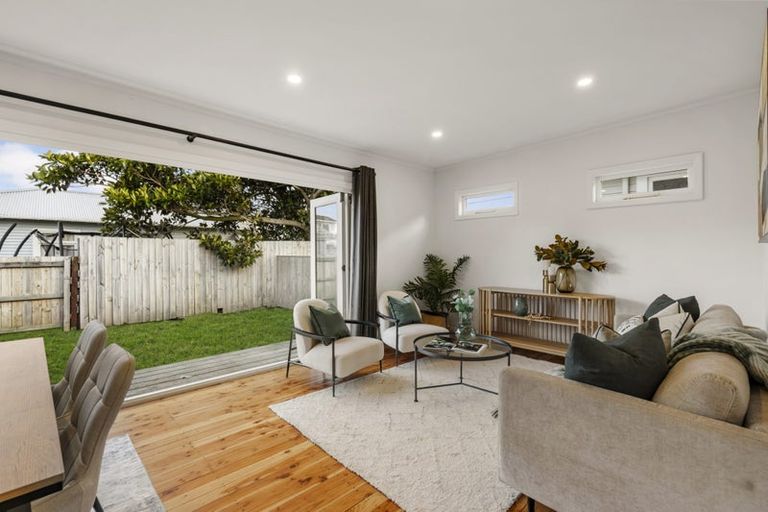 Photo of property in 34 Devonshire Road, Miramar, Wellington, 6022