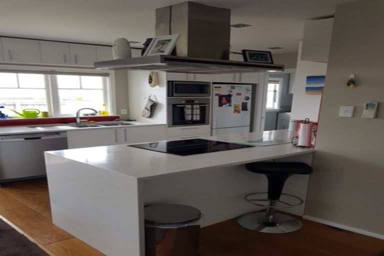 Photo of property in 8 Coniston Avenue, Ilam, Christchurch, 8041