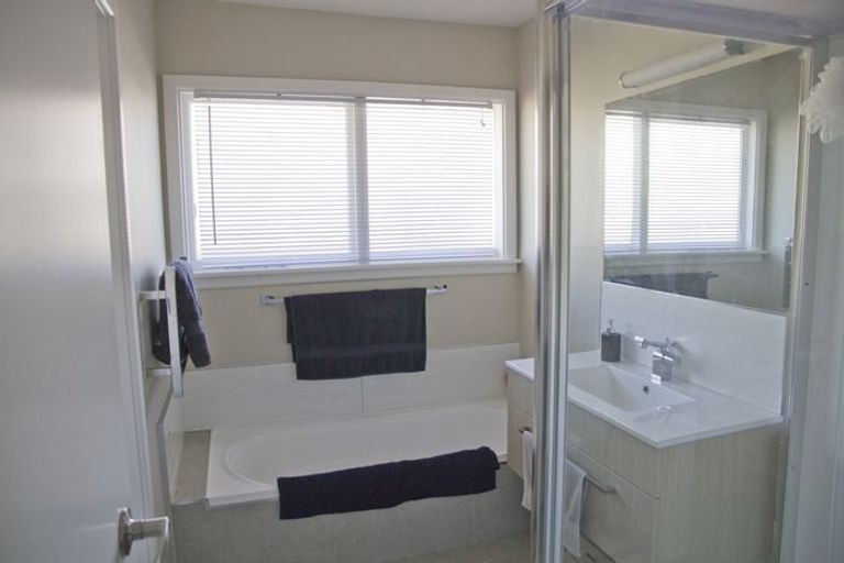 Photo of property in 49 Oriana Crescent, Hornby, Christchurch, 8042