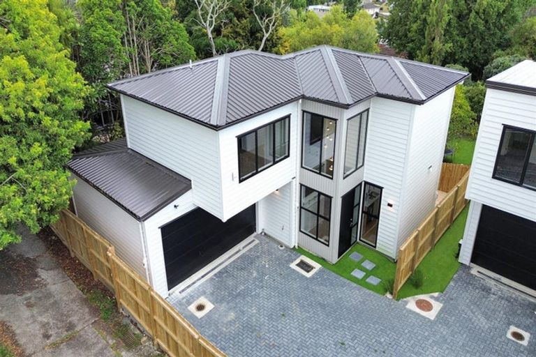 Photo of property in 7c Hewlett Road, Massey, Auckland, 0614