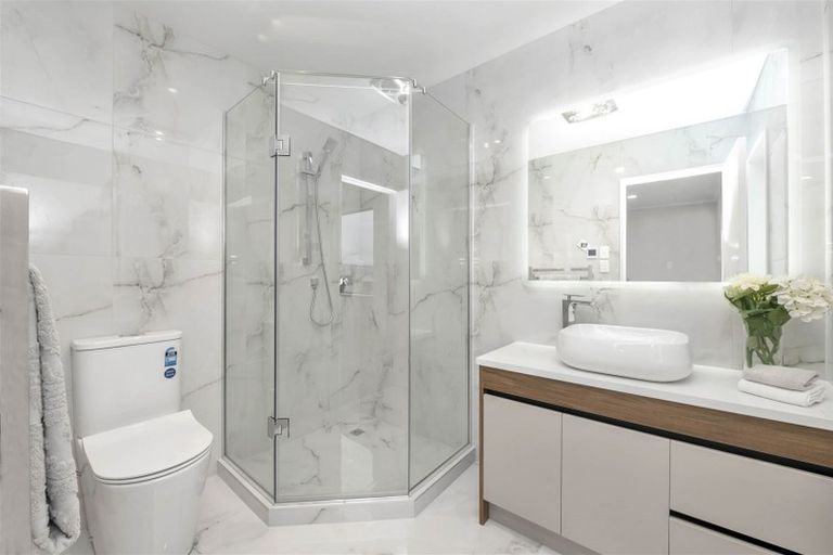 Photo of property in 59 Drumbuoy Drive, Flat Bush, Auckland, 2019