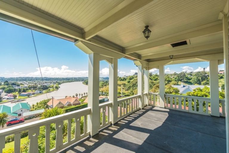 Photo of property in Matai Moana, 10 Rees Street, Durie Hill, Whanganui, 4500