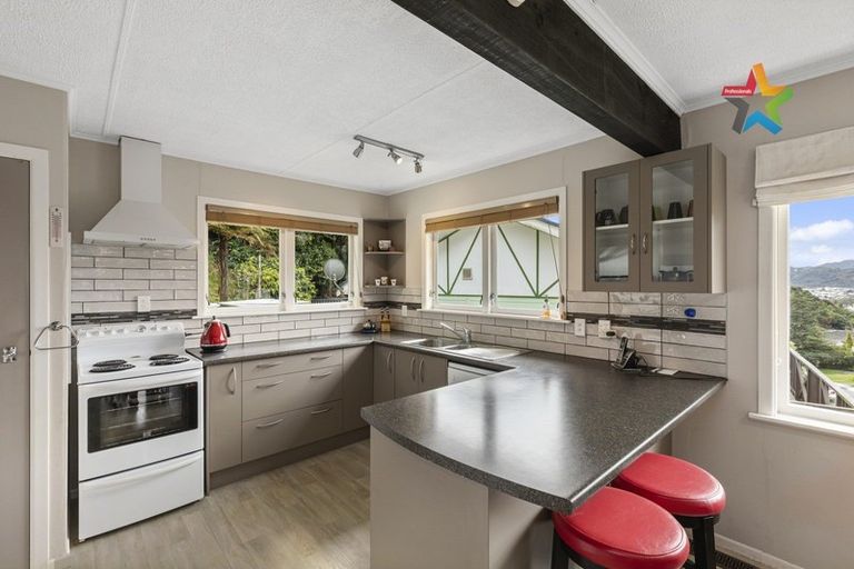 Photo of property in 54 Kowhai Street, Wainuiomata, Lower Hutt, 5014