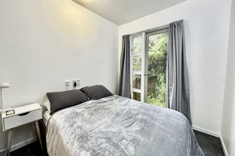 Photo of property in 9 Selkirk Way, Karori, Wellington, 6012