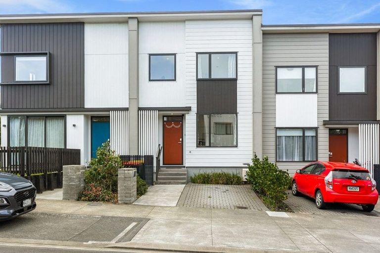 Photo of property in 13 Pukewhero Rise, Westgate, Auckland, 0614